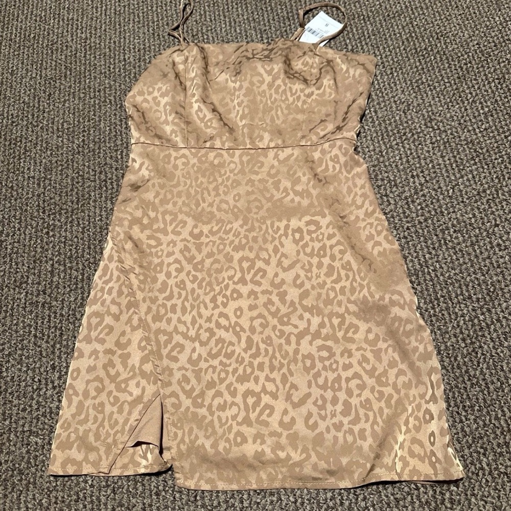 Forever 21 Tan Leopard Print Mini Dress